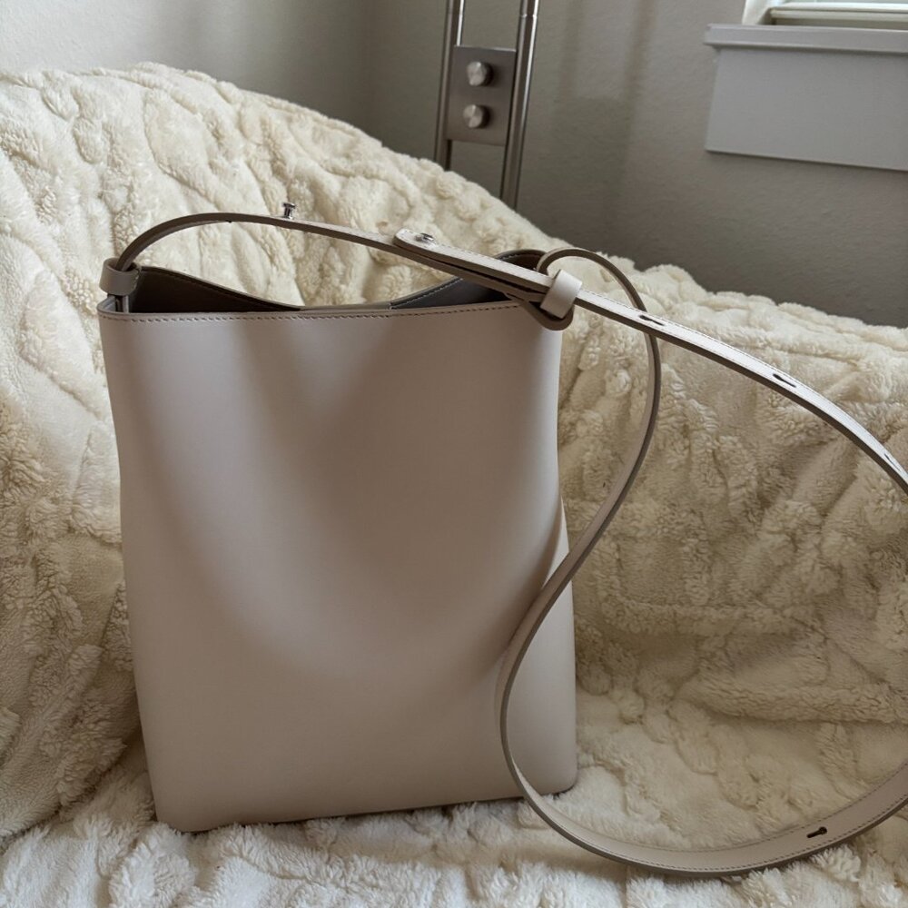 Gorgeous Aesther Ekme Sac Bucket in White - Picture 6 of 9